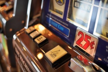 Reel layout and paylines Ganesha Gold reel interface showing symbols and payline highlights